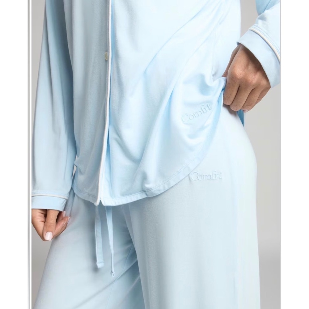 NWOT Comfrt Luna Lounge Pants XL Sky Baby Blue Wide Straight Leg Drawstring